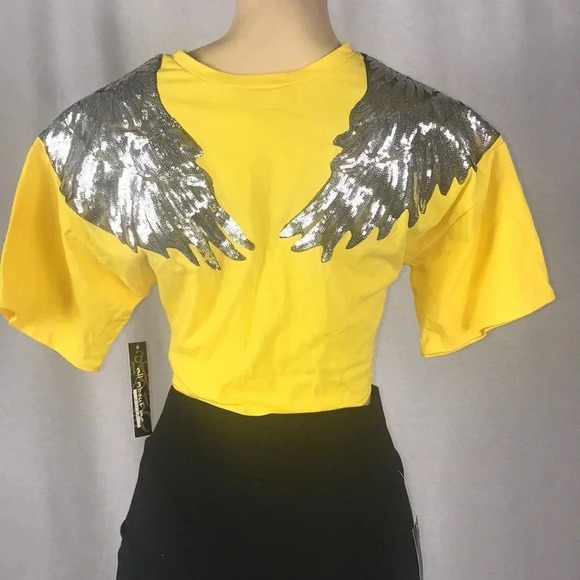 Topia Crop Top with Sequence Wings on shoulders New - Picture 3 of 3
